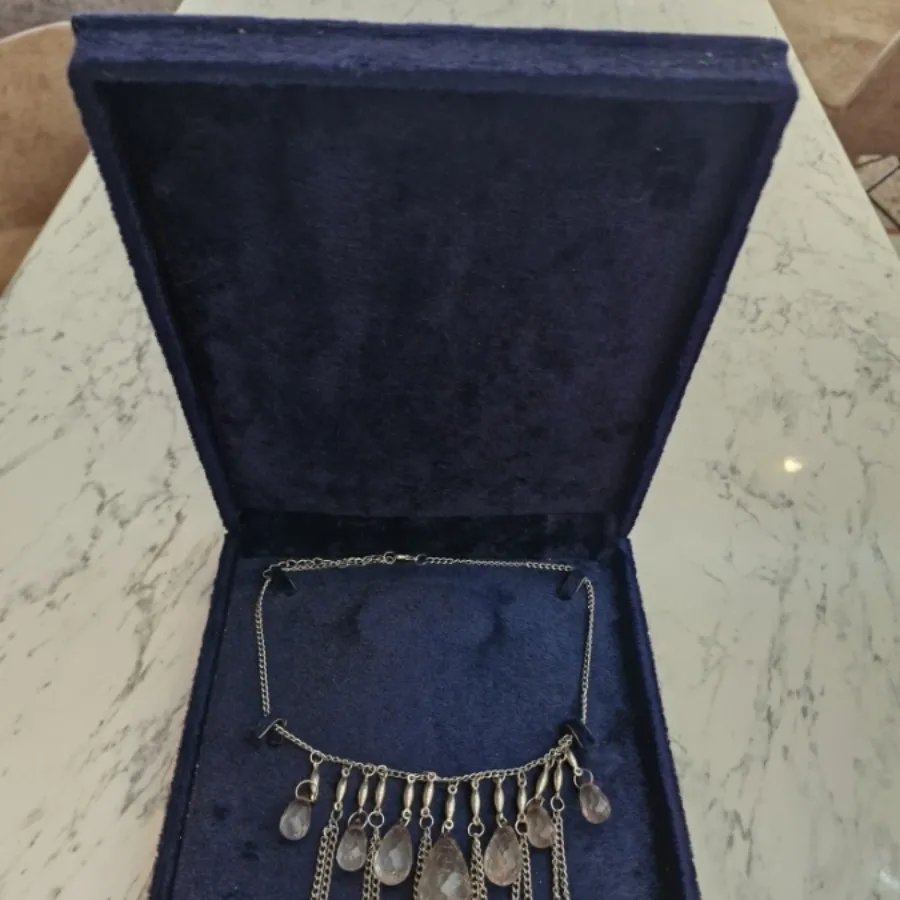 جعبه جواهر مخمل