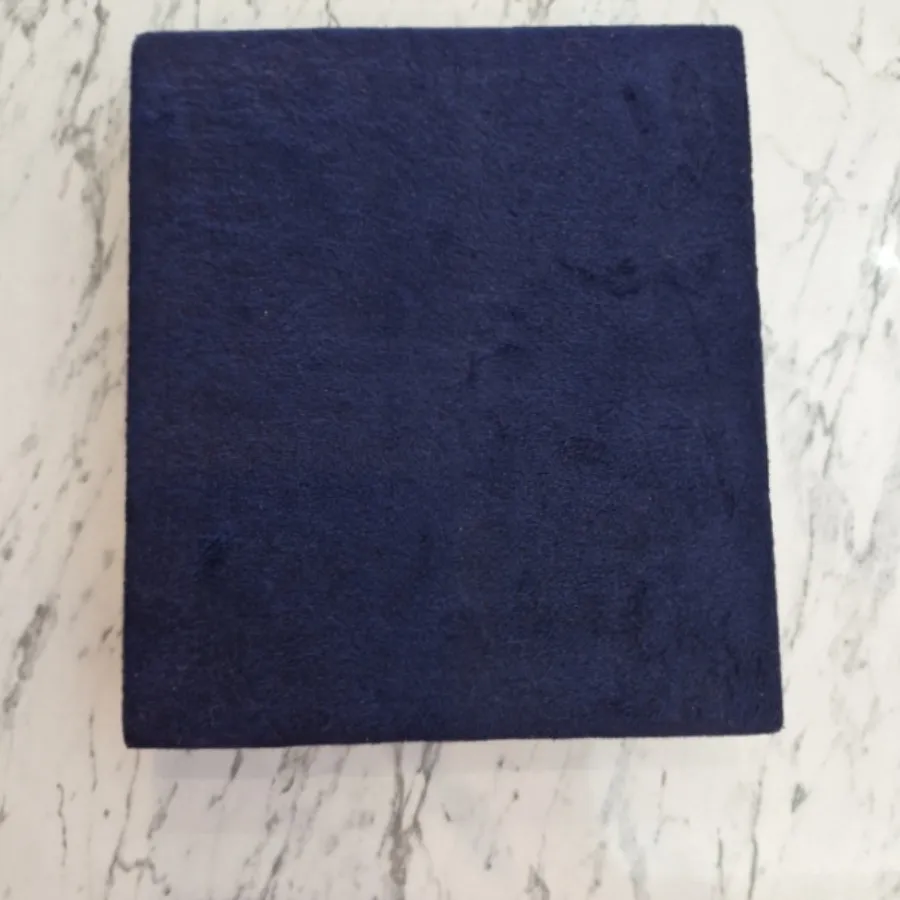 جعبه جواهر مخمل