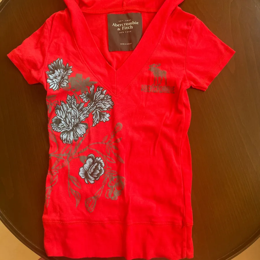 بلوز ابرکرومبی