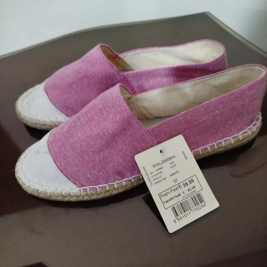 کالج کفش ترک