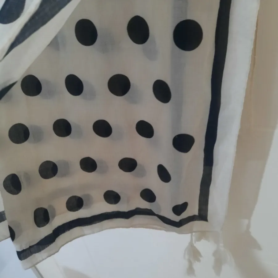 شال حریر سفید