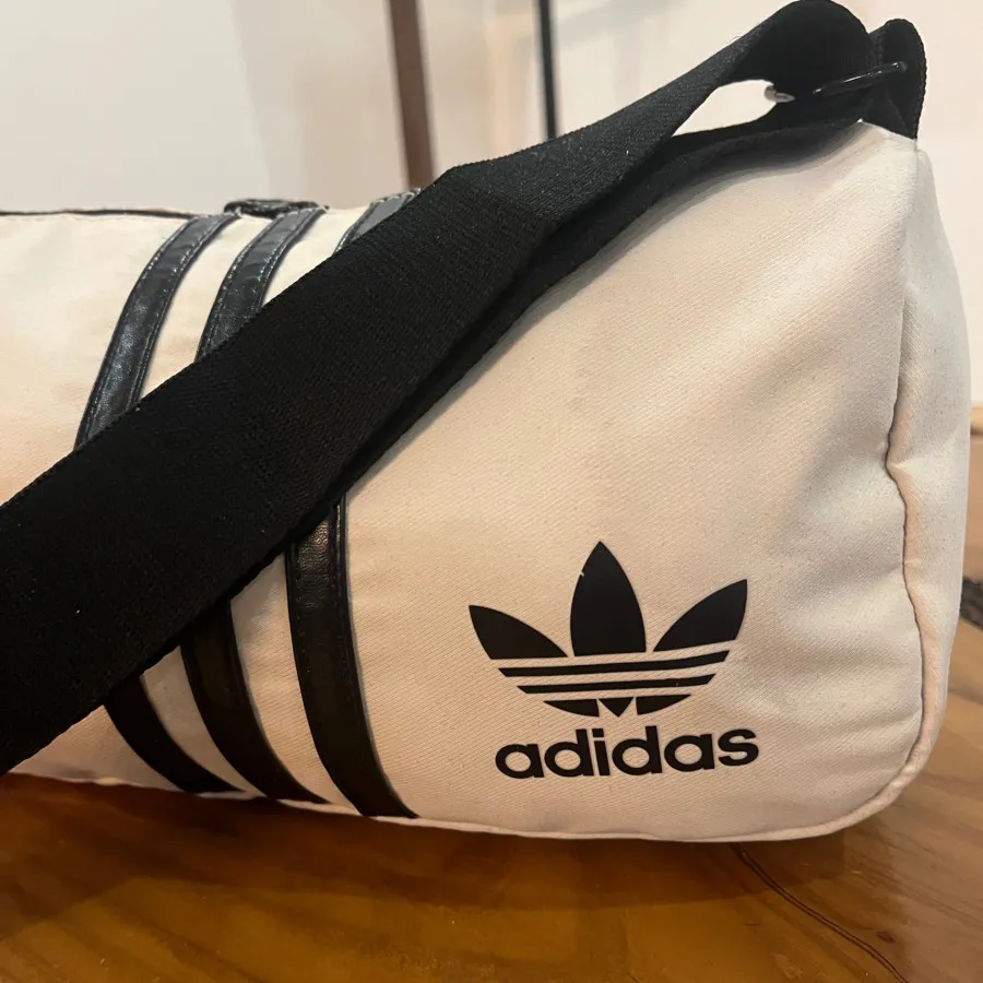 کیف آدیداس adidas