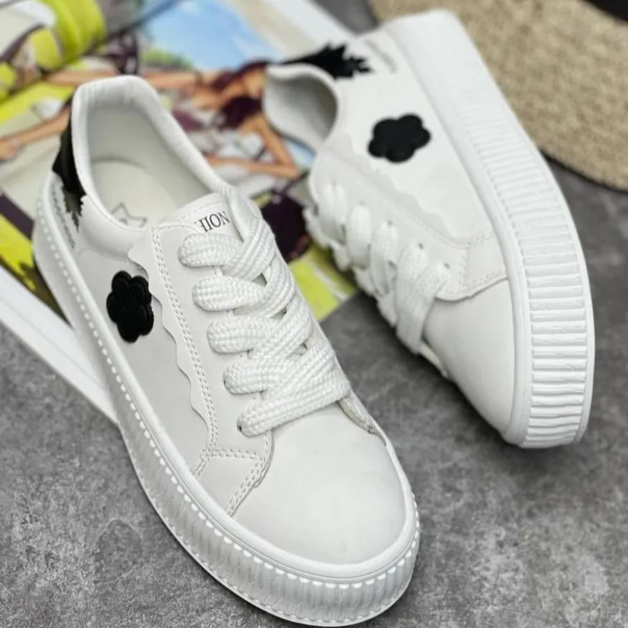 کتونی/ ونس گلبرگ