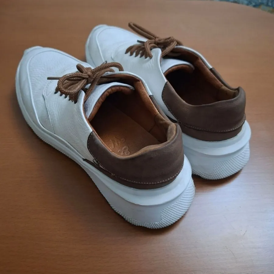 کتونی چرم سفید زنانه