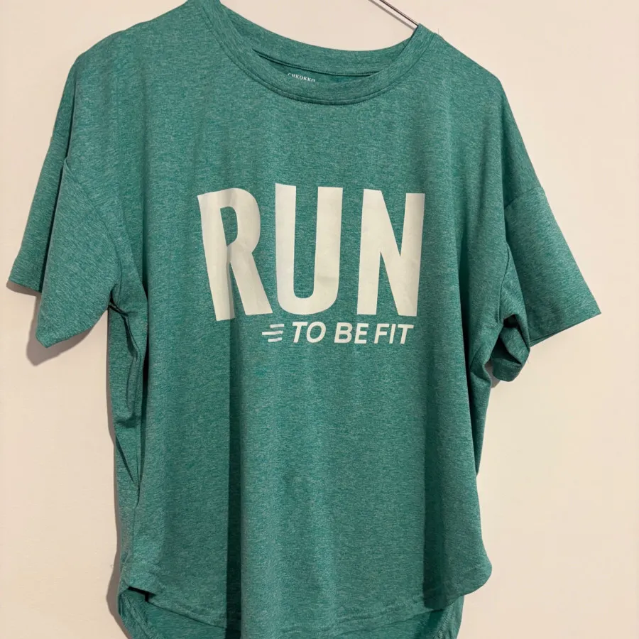 بلوز ورزشی سبز