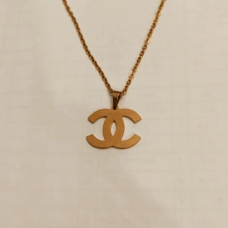 گردنبنداستیل گوچی رنگ ثاب