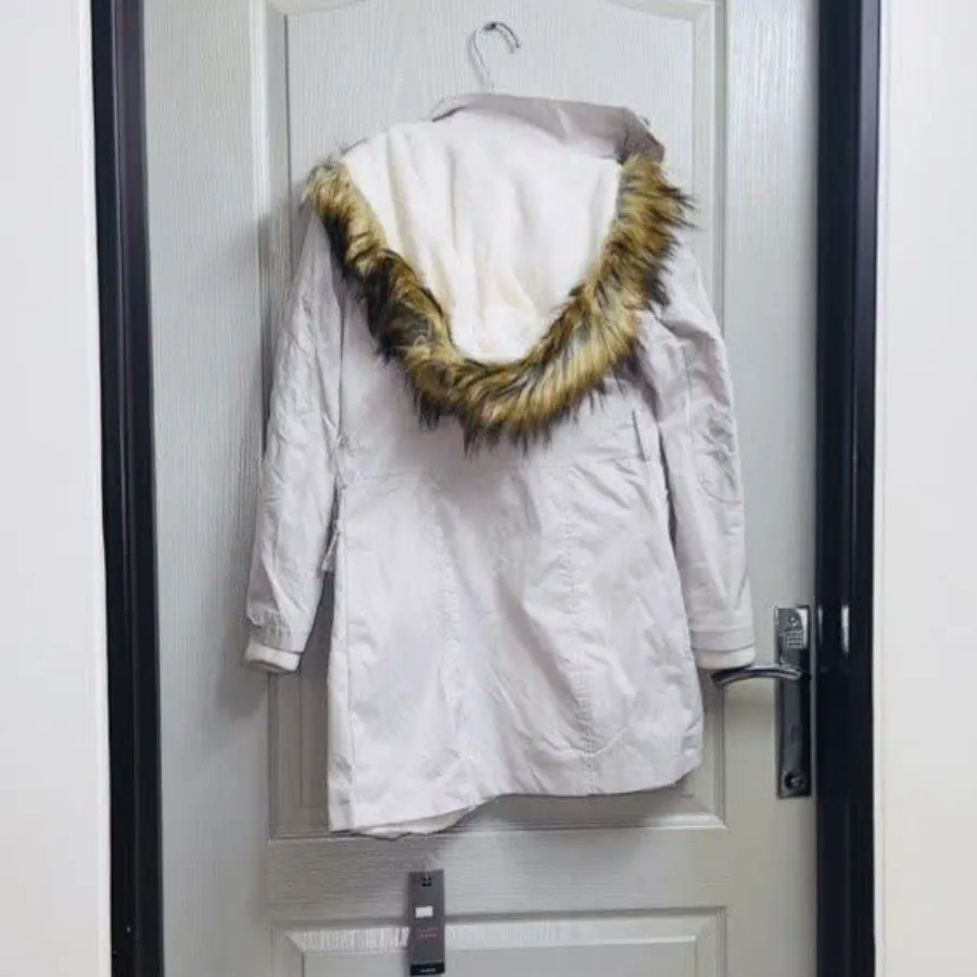 کاپشن کلاه دار