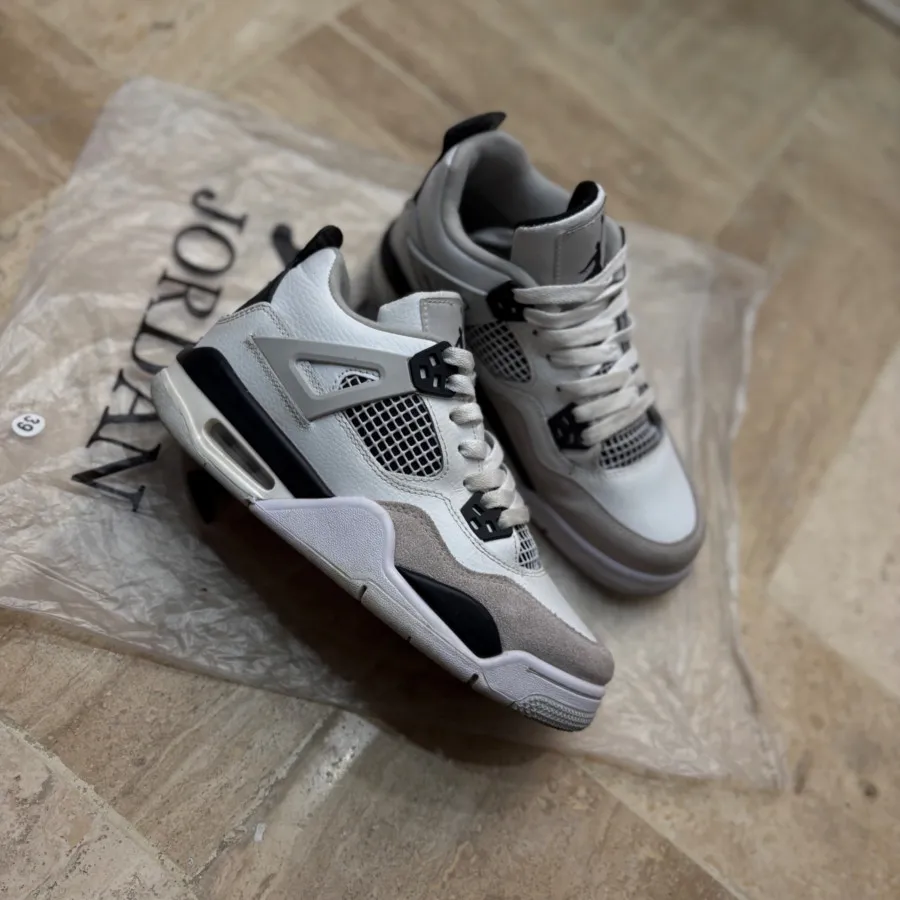 کتونی نایکی Air Jordan 4