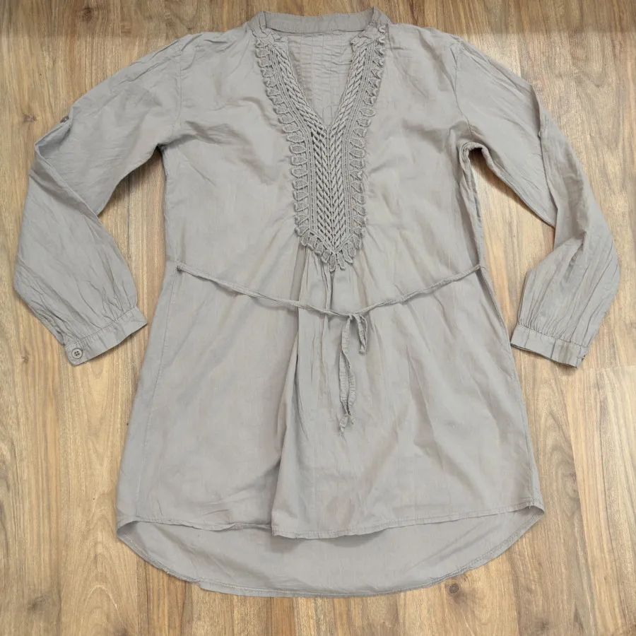 تونیک رنگ خوشگلی داره