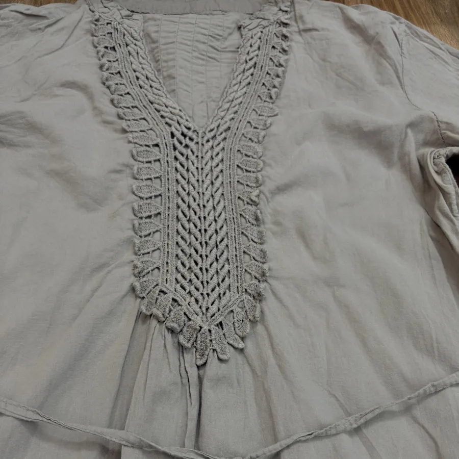 تونیک رنگ خوشگلی داره