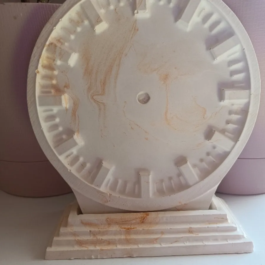 بیس ساعت رومیزی