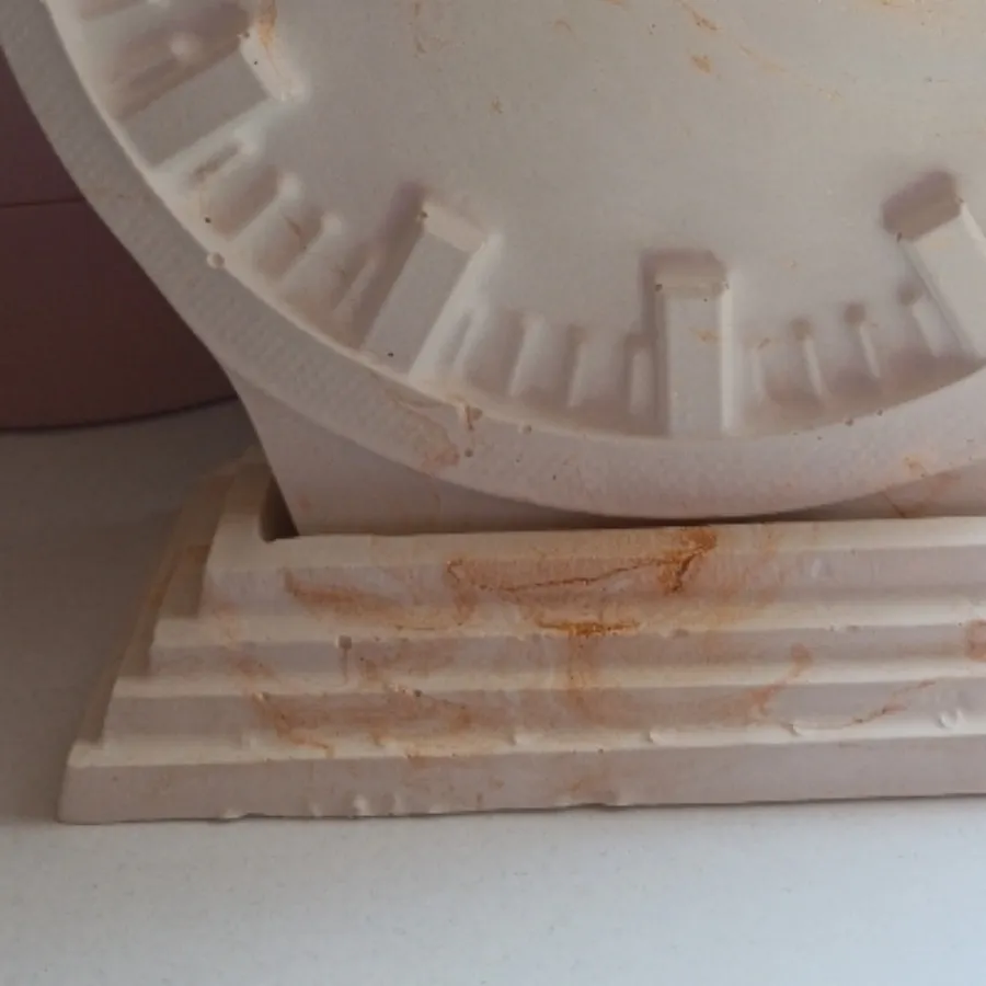 بیس ساعت رومیزی