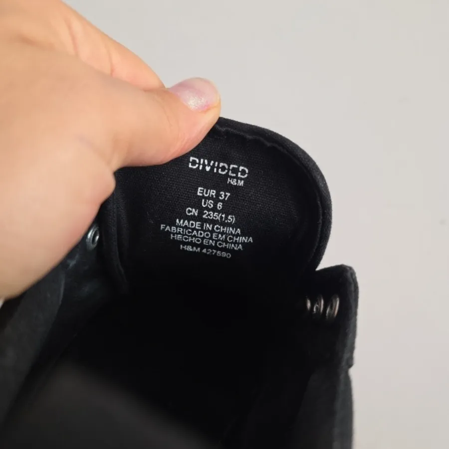 اسنیکر شاینی