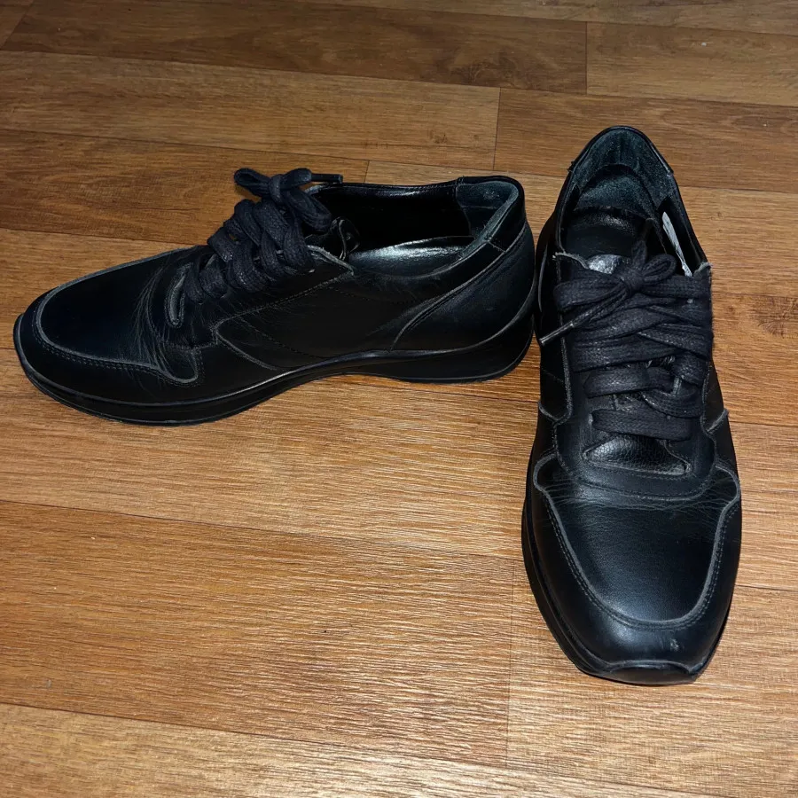 کفش چرم مردانه