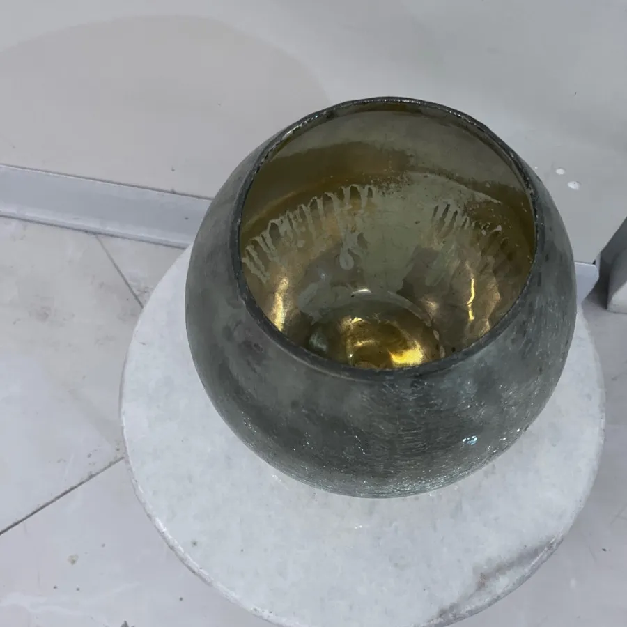 گلدان شیشه ای