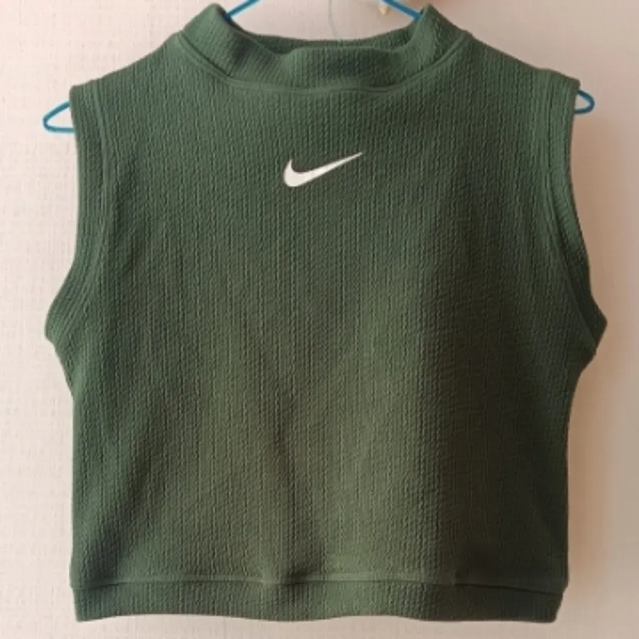 ست تاپ و شلوار ورزشی نایک