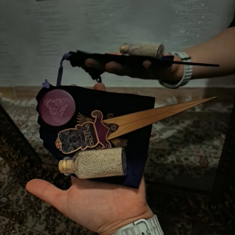 کتاب تاج دوقلو ها