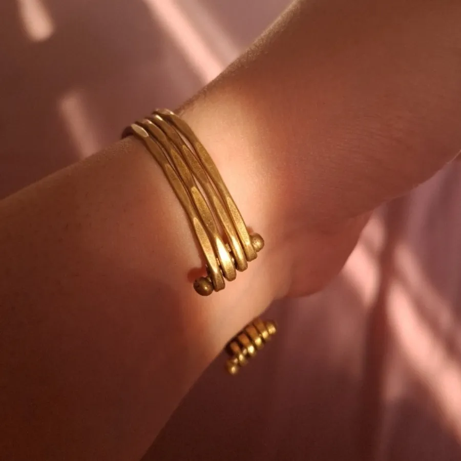 دستبند زنانه