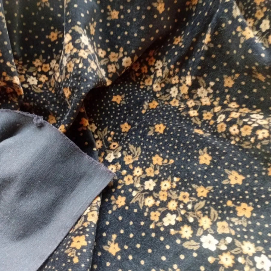 مخمل قدیمی بلژیکی