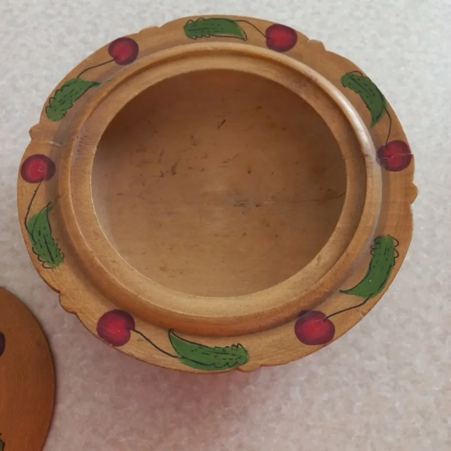 ظرف چوبی عتیقه
