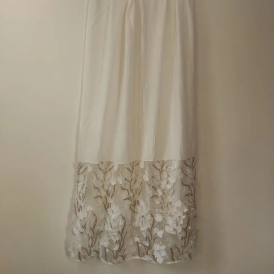 شال مجلسی سفید نباتی