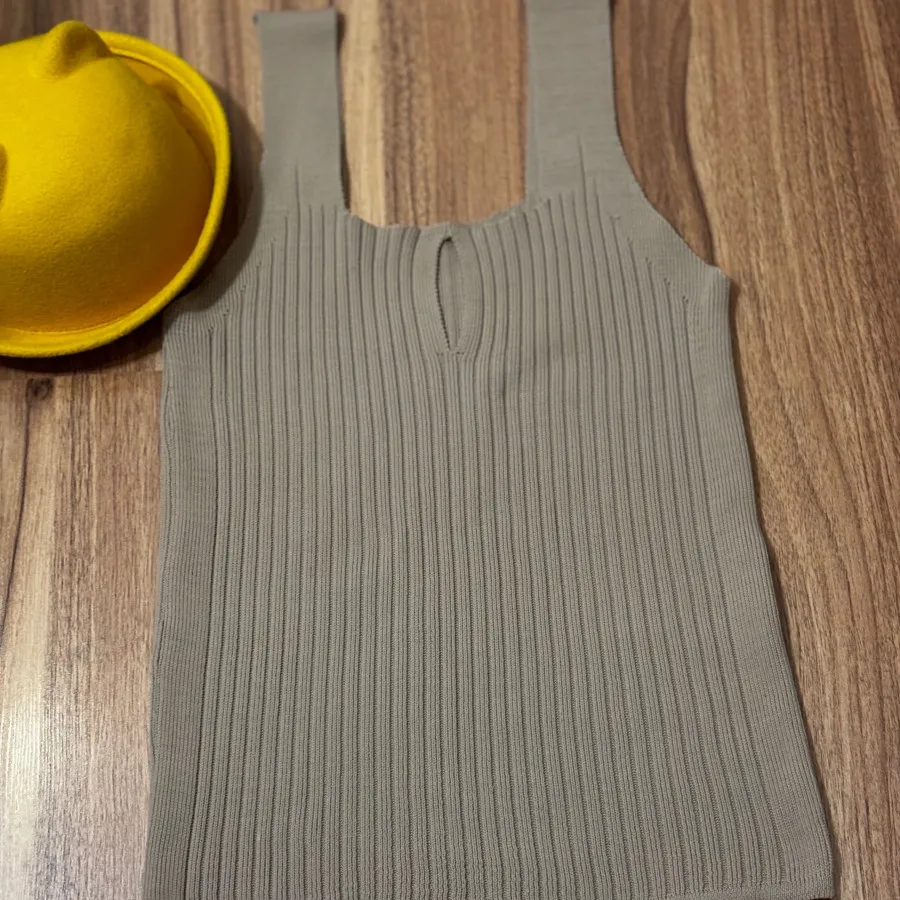 تاپ بافت نخودی