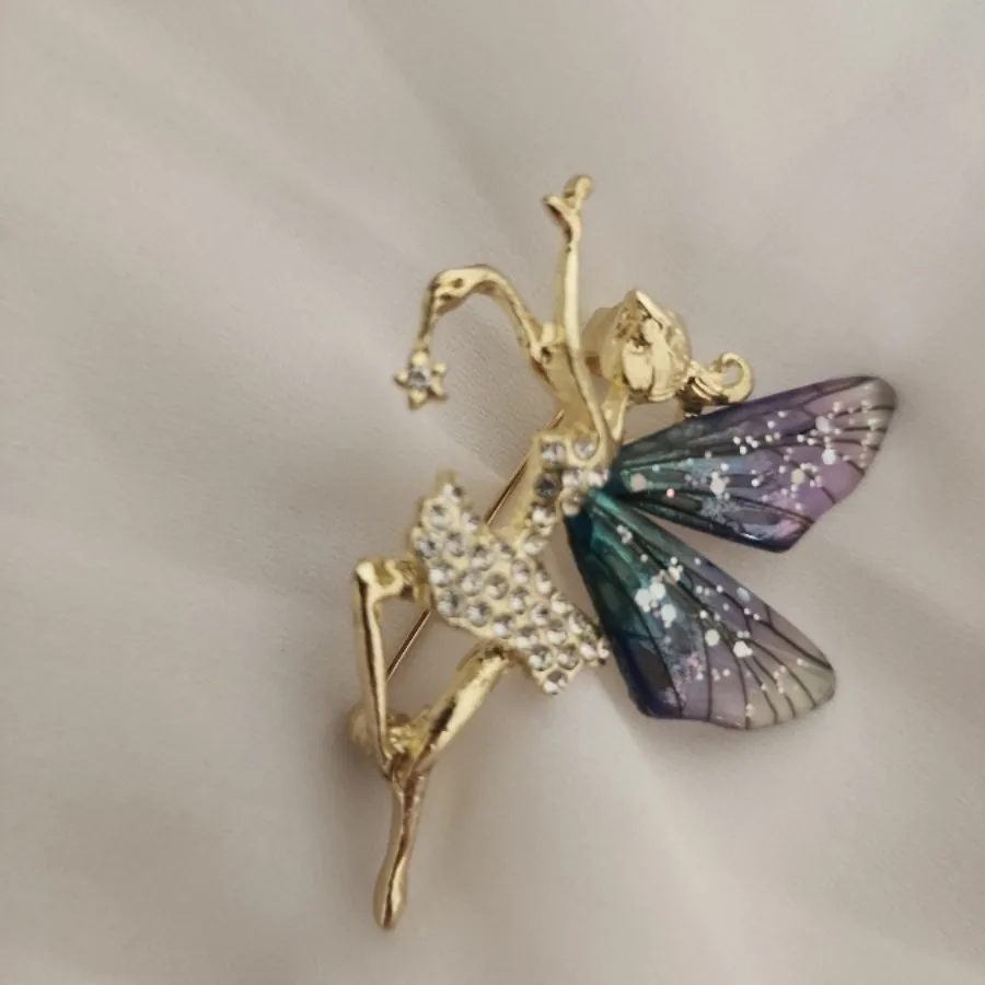 سنجاق سینه پری بالرین