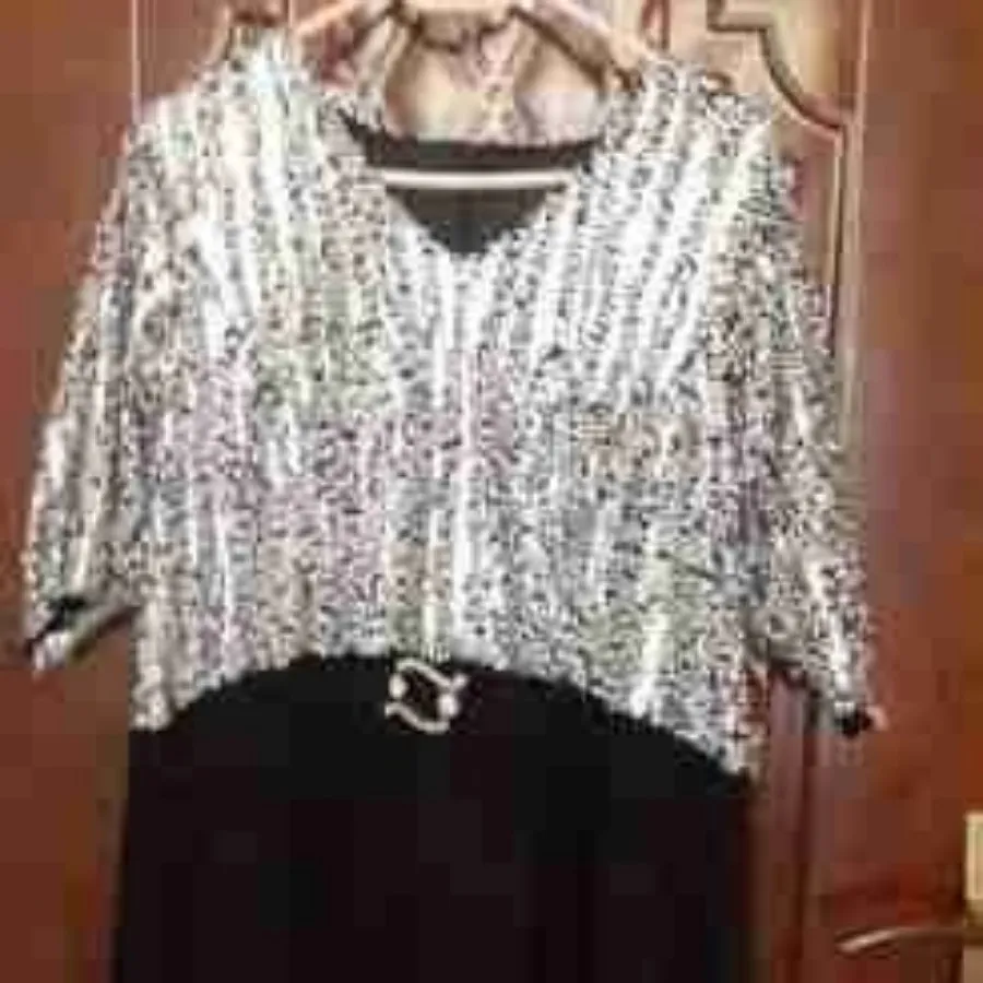 کیف وصندل ولباس شیک