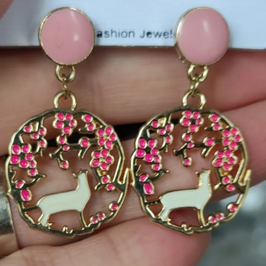 گوشواره اویز گل وآهو