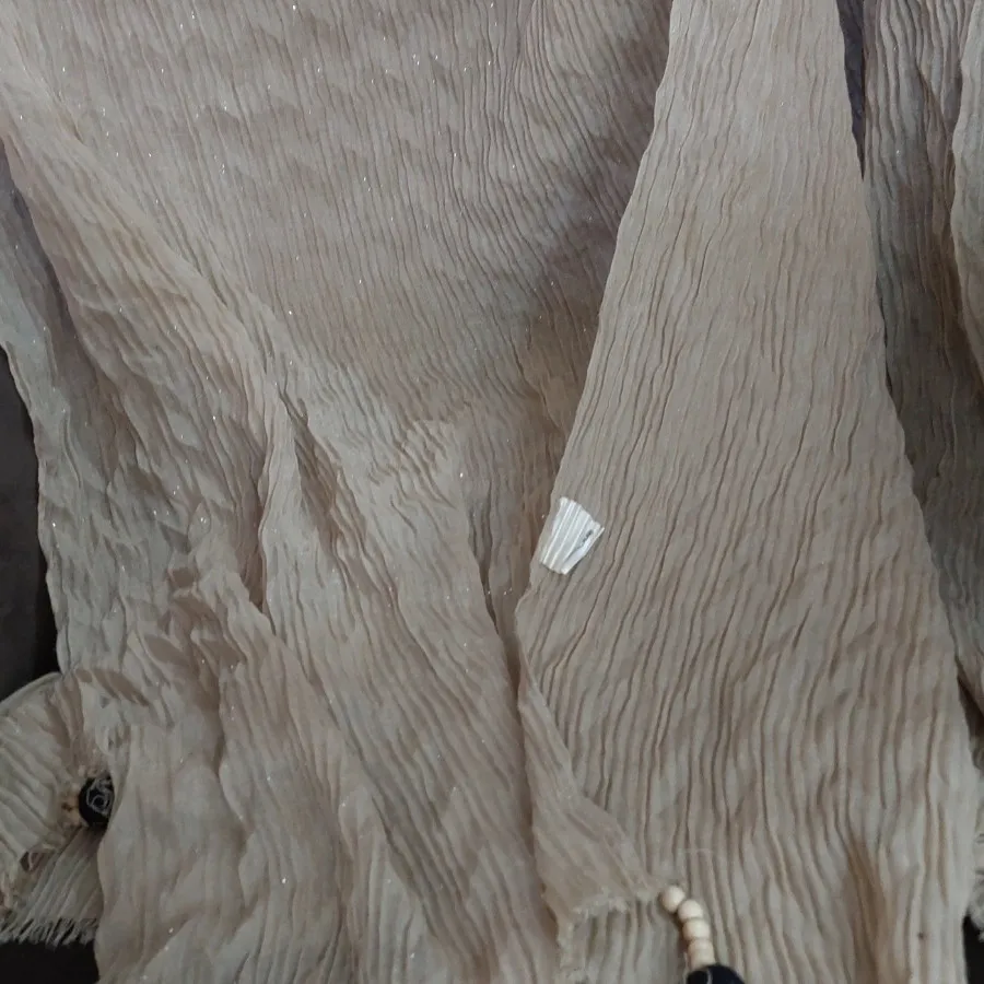 شال نخی پلیسه