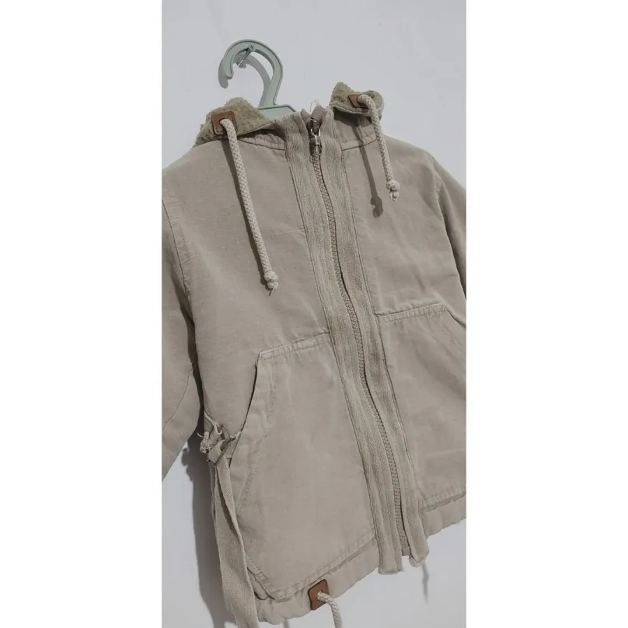 کاپشن و شلوار