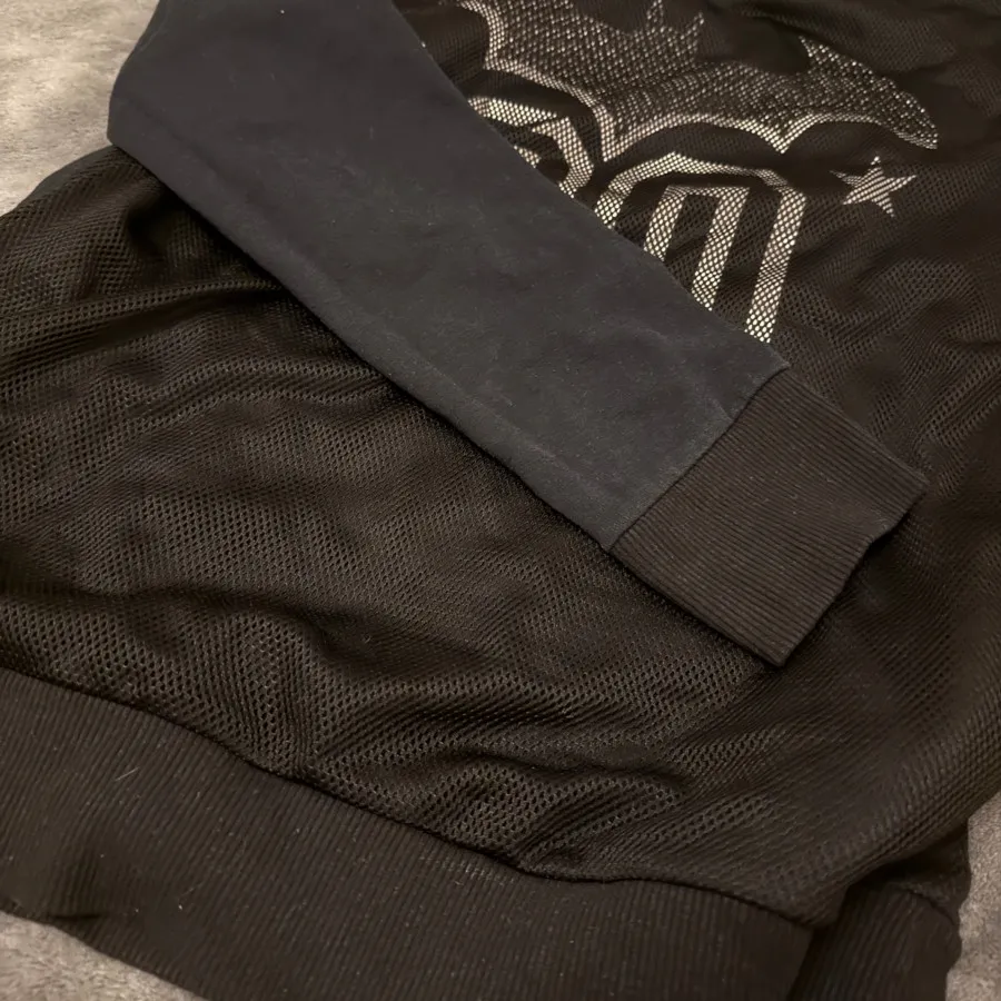 هودی طرح دار مشکی