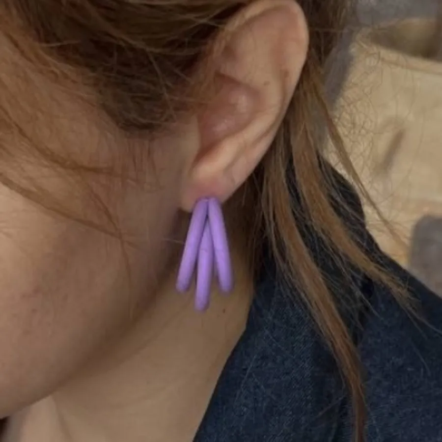 گوشواره فومی سبک میخ نقره