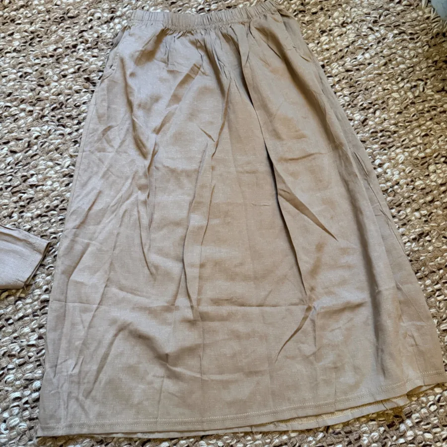 ست دامن و کراپ تیشرت