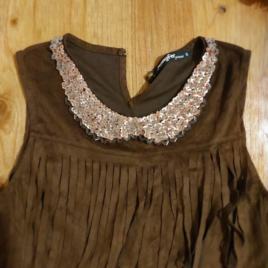 تاپ مخمل ؟ جیر؟ سرخ پوستی