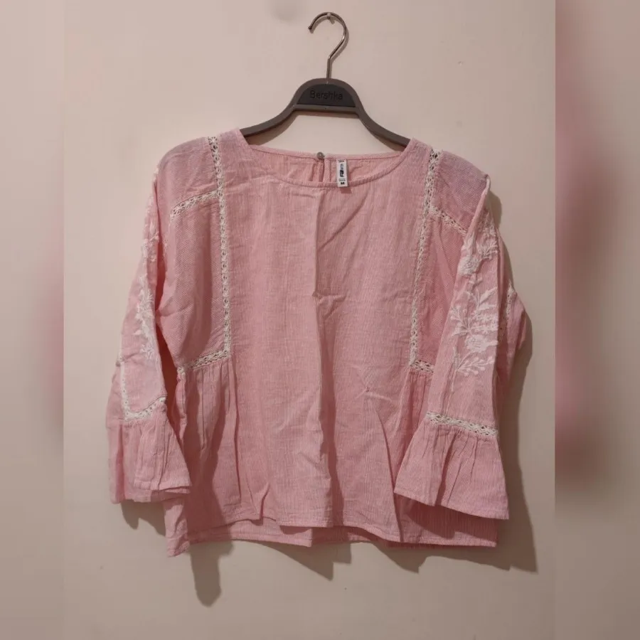 شومیز صورتی راه راه