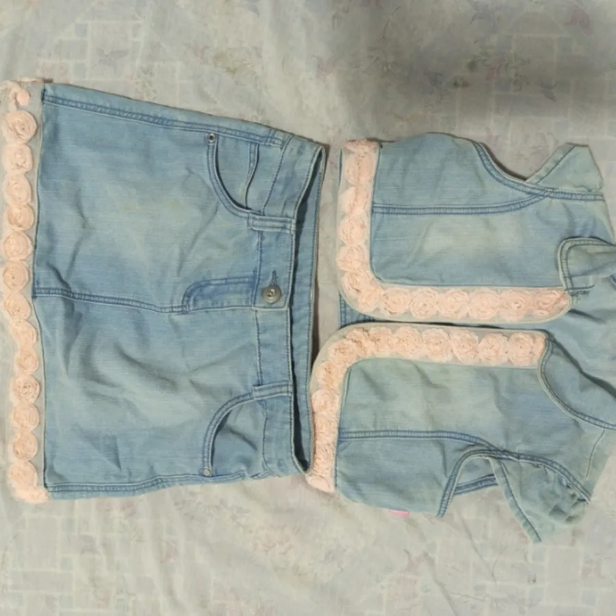 کت دامن لی بچه گونه ?