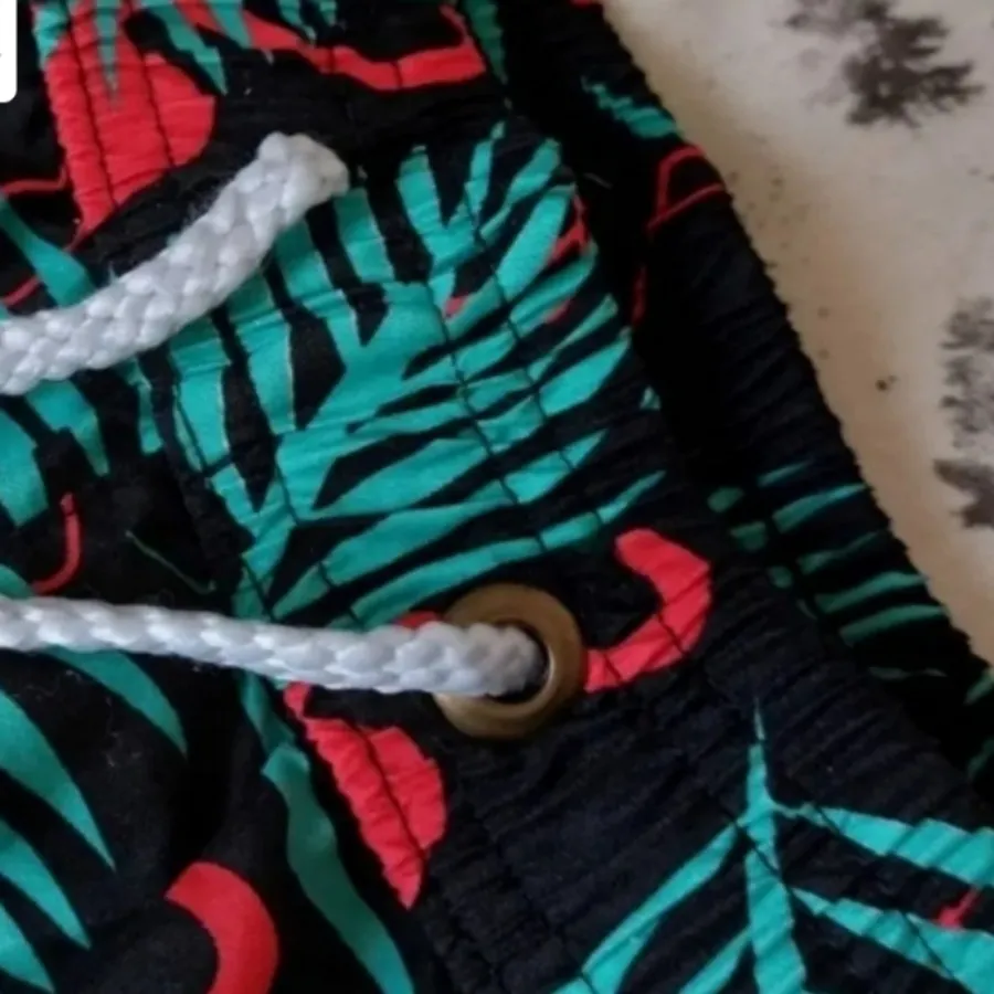 شورت هاوایی با ارسال