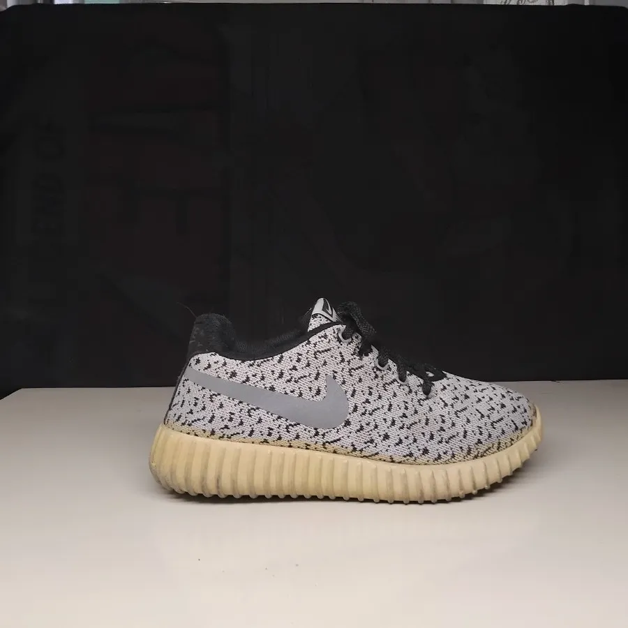 کفش کنونی ابروباد