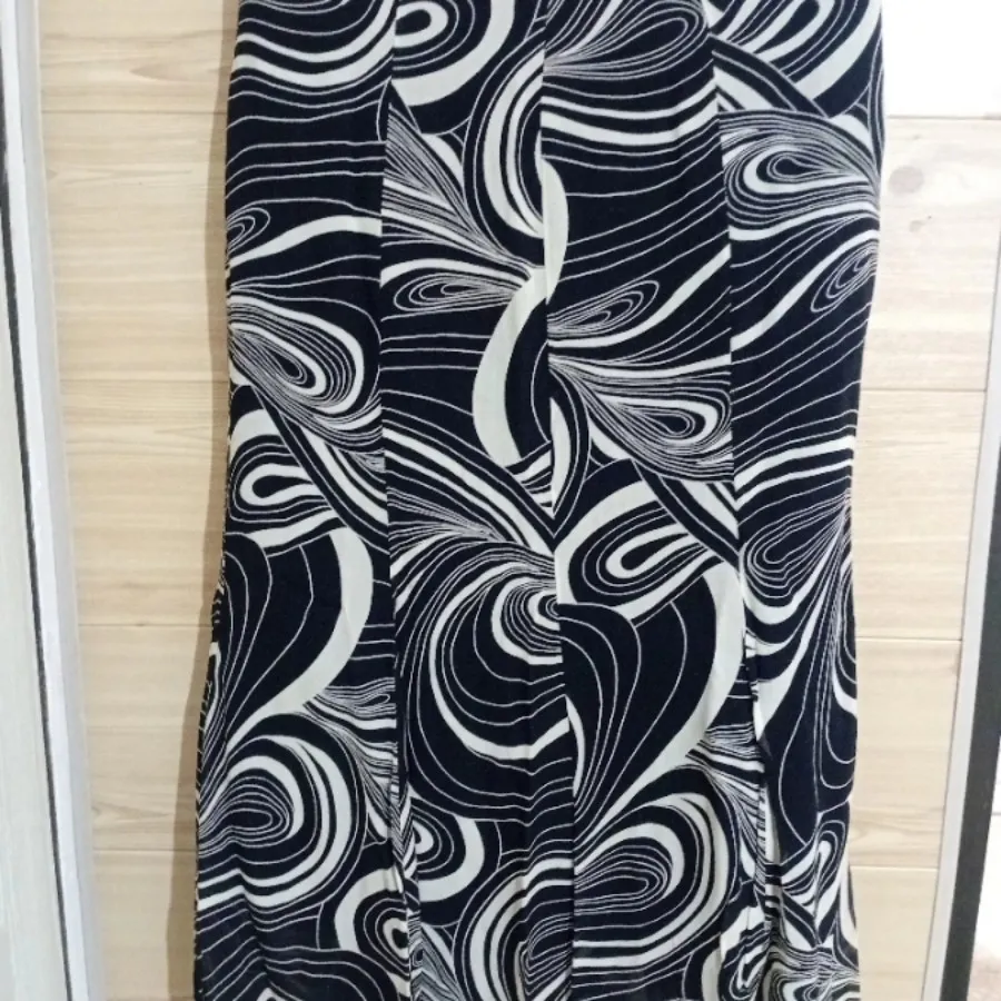 کت و دامن و تاپ