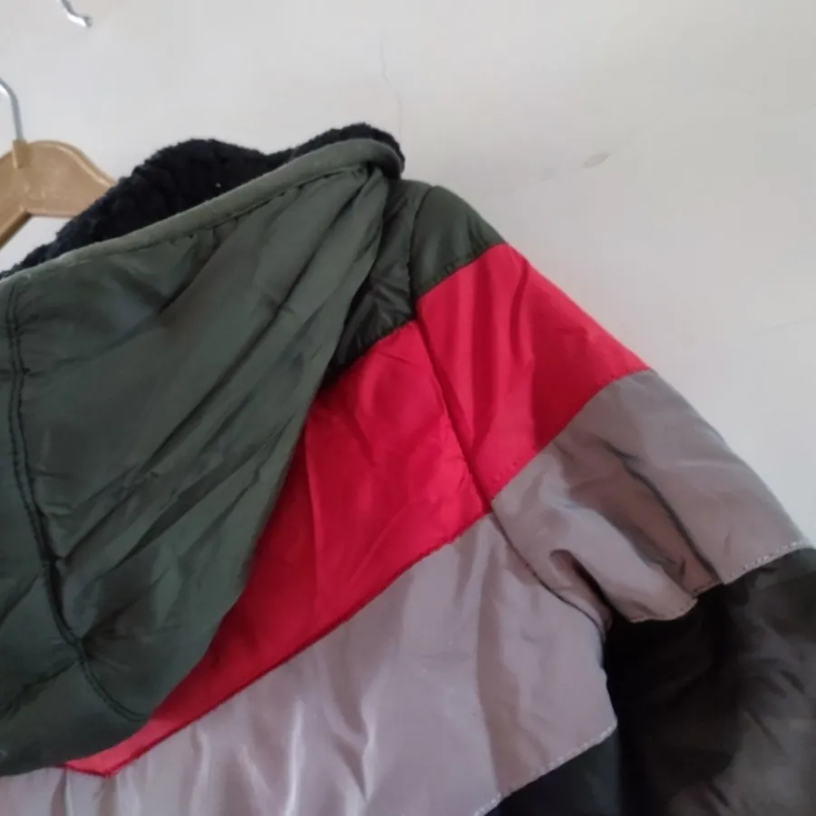 کاپشن داخل الیاف