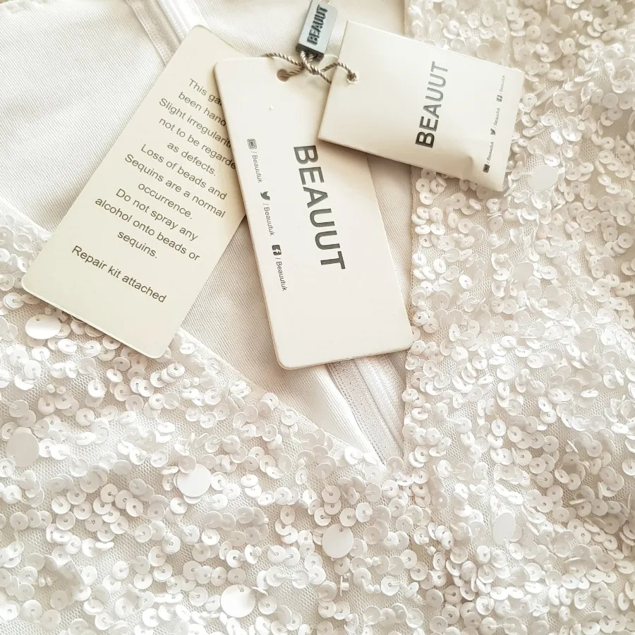 لباس عروس سفید توردار