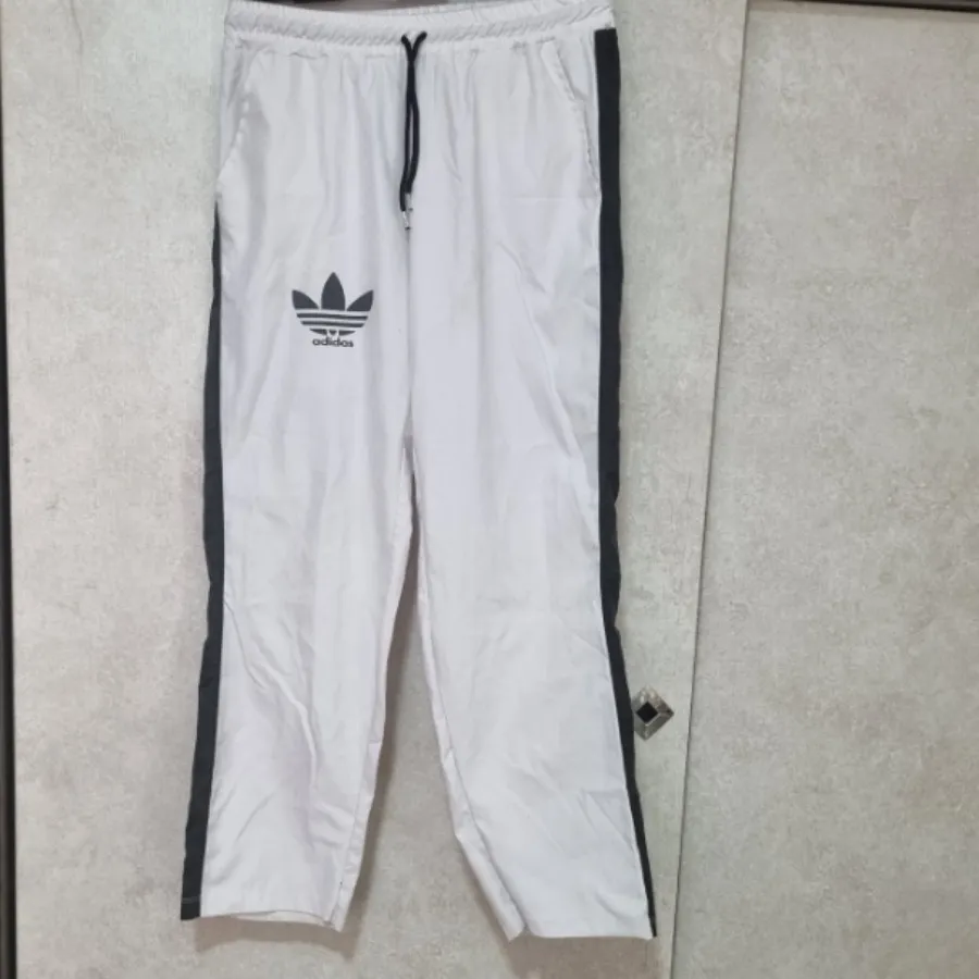 تیشرت و شلوار