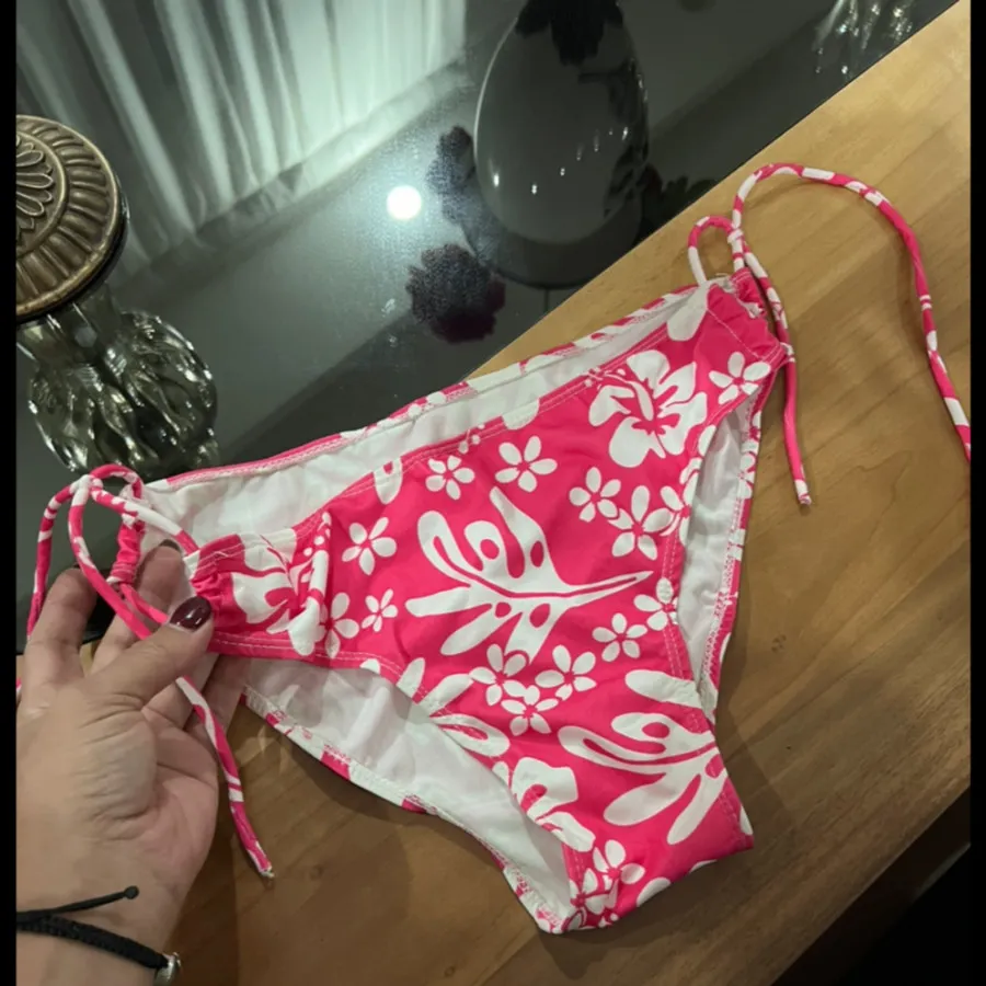 ست بیکینی گره ای