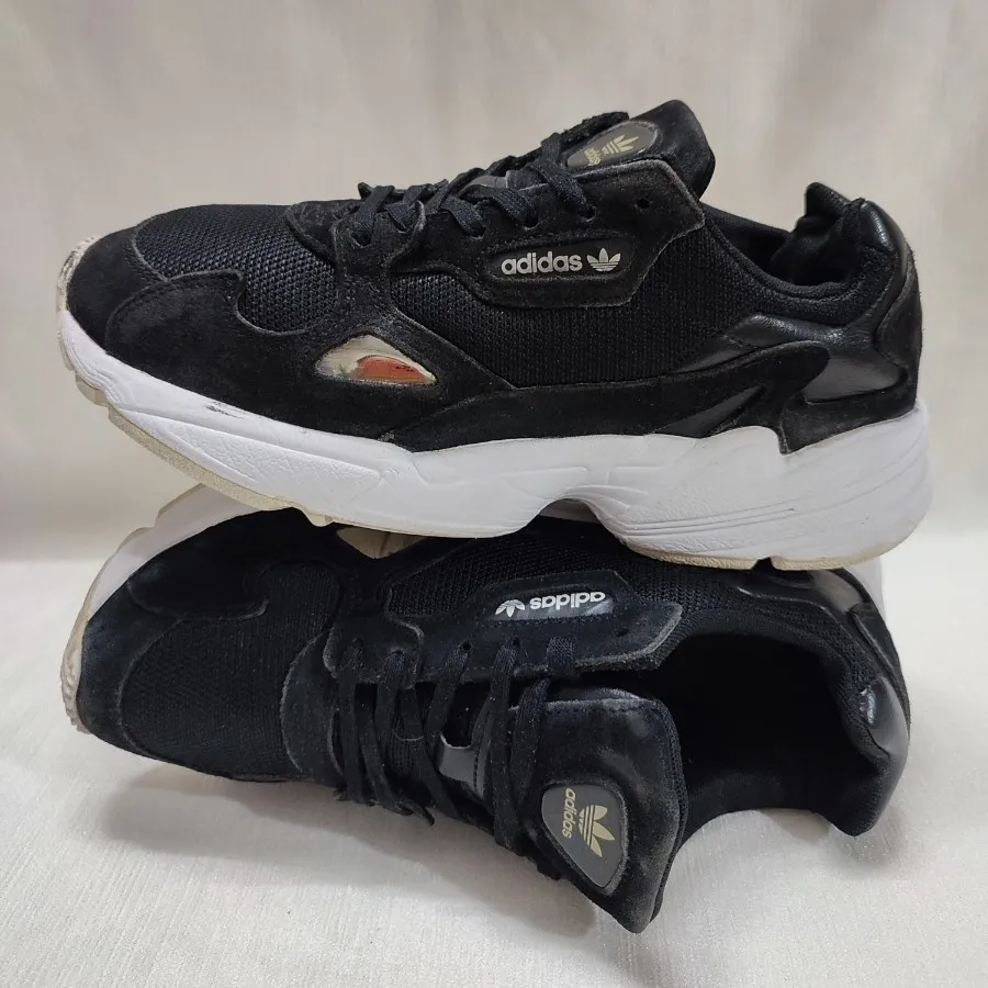 ادیداس فالکون