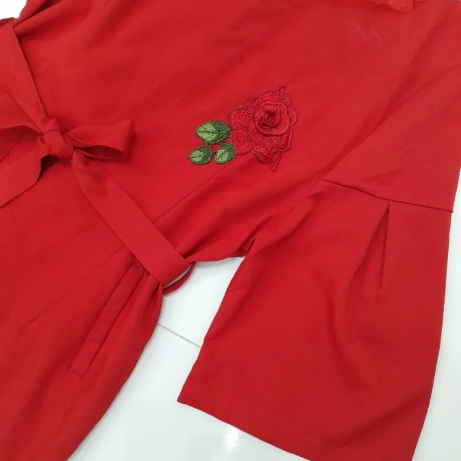 کت و کفش قرمز یلدایی