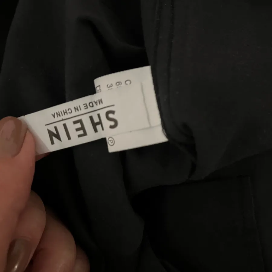 شومیز مشکی برند شین