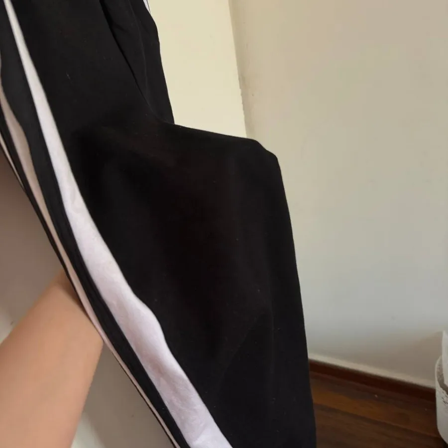 شلوار ورزشی نو