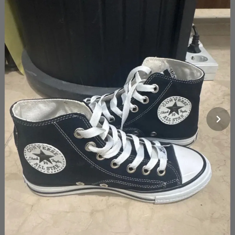 کفش آلستار مشکی زنانه