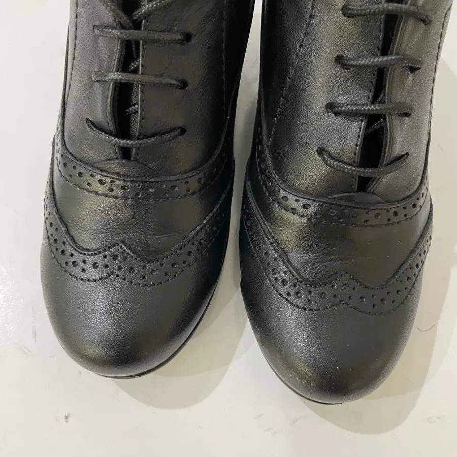 کفش چرم طبی برند r&w